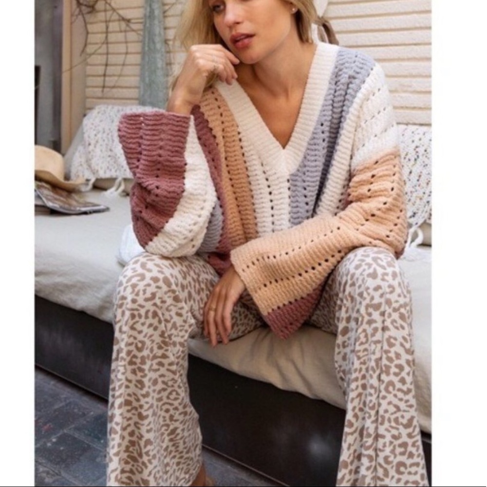 POL Cozy V-Neck Oversized Multicolor Sweater